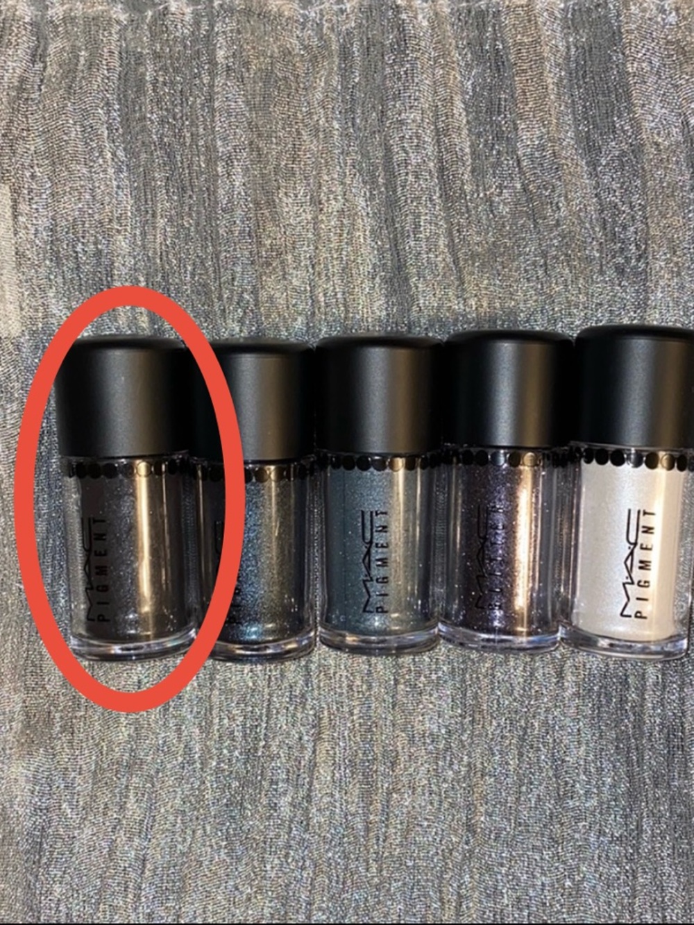 Brand New MAC Objects of Affection Glitter Pigment - Dark Soul